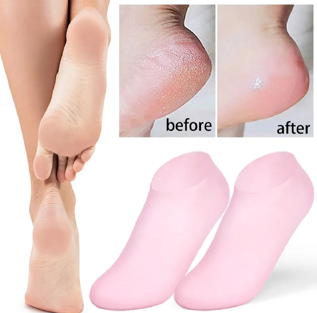 Pair Silicone Moisturizing Socks, Soft Silicone Socks for Cracked Feet Women and Men Foot Moisturiser Socks Foot Spa Pedicure Silicone Gel Socks for Cracked Feet Dry Skins Calluses.